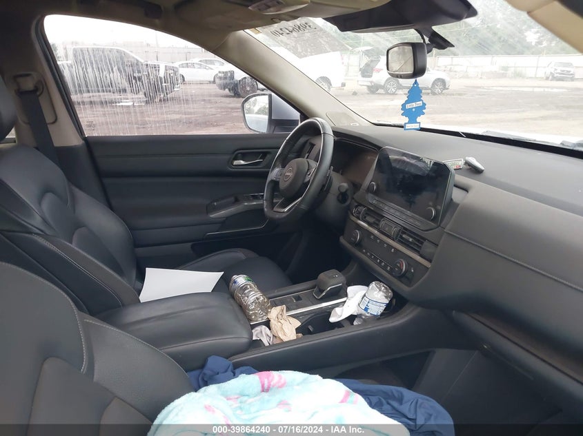 2022 NISSAN PATHFINDER SL 4WD - 5N1DR3CDXNC243596