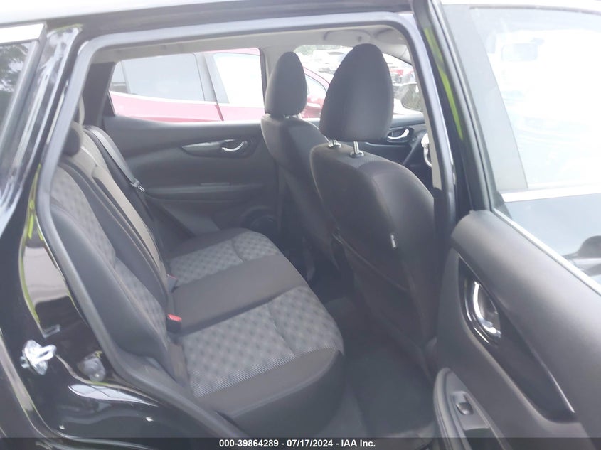 2017 NISSAN ROGUE SPORT SV - JN1BJ1CR4HW117176