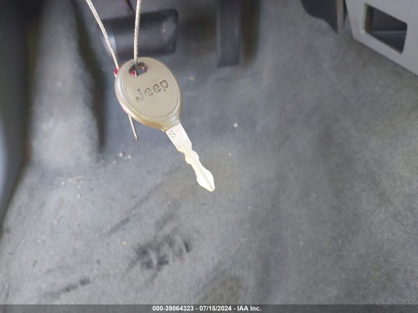 2005 Jeep Grand Cherokee Laredo VIN: 1J4GR48K35C643282 Lot: 39864323