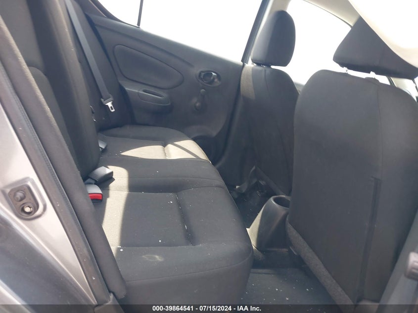 2019 Nissan Versa 1.6 S VIN: 3N1CN7AP7KL800905 Lot: 39864541