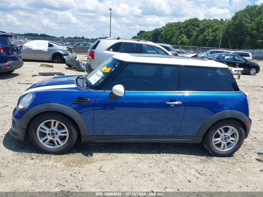 2013 Mini Hardtop Cooper VIN: WMWSU3C56DT677495 Lot: 39864558