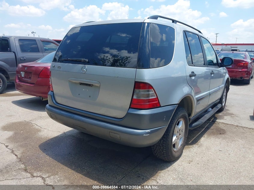 1999 Mercedes-Benz Ml 320 VIN: 4JGAB54E0XA073144 Lot: 39864584