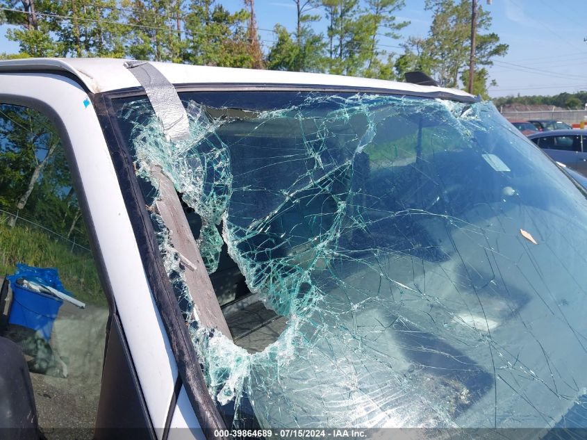 2018 Chevrolet Express 2500 Work Van VIN: 1GCWGAFP9J1333843 Lot: 39864689