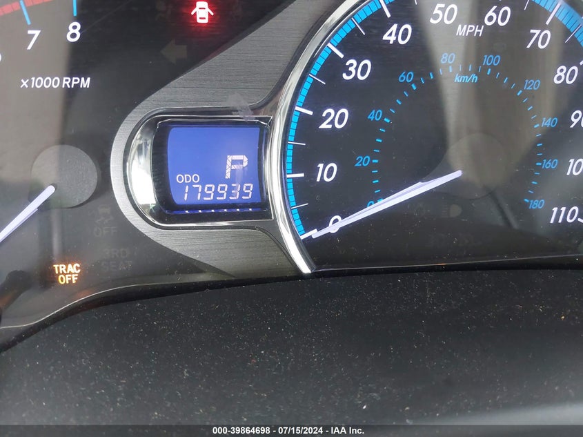 2011 Toyota Sienna Xle V6 VIN: 5TDYK3DC5BS172947 Lot: 39864698