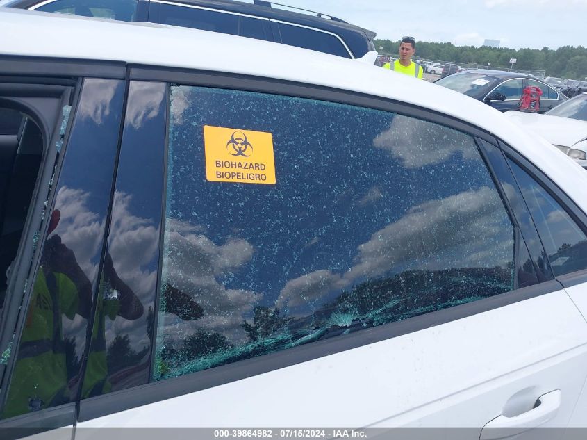 2017 Audi A4 2.0T Premium VIN: WAUANAF41HN070110 Lot: 39864982