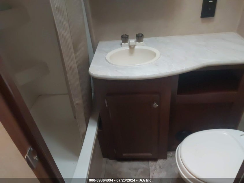 2014 JAYCO JAYFLIGHT VIN: 1UJBJ0BR2E17M0233