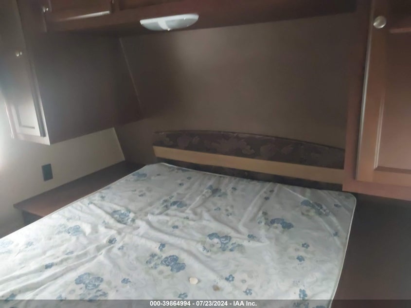 2014 JAYCO JAYFLIGHT VIN: 1UJBJ0BR2E17M0233