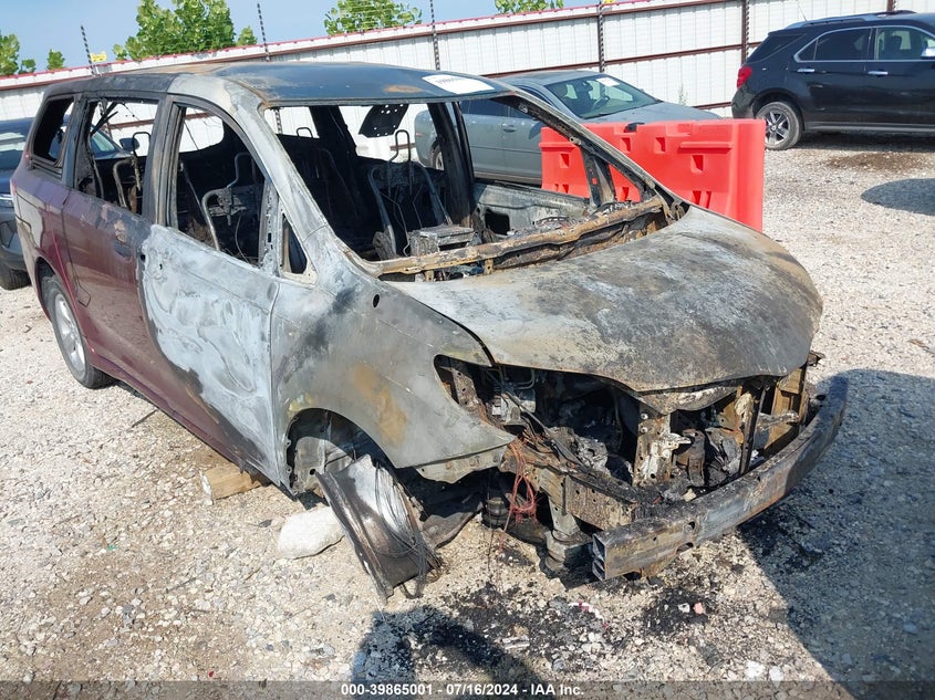 2011 Toyota Sienna VIN: 5TDKA3DC5BS004752 Lot: 39865001