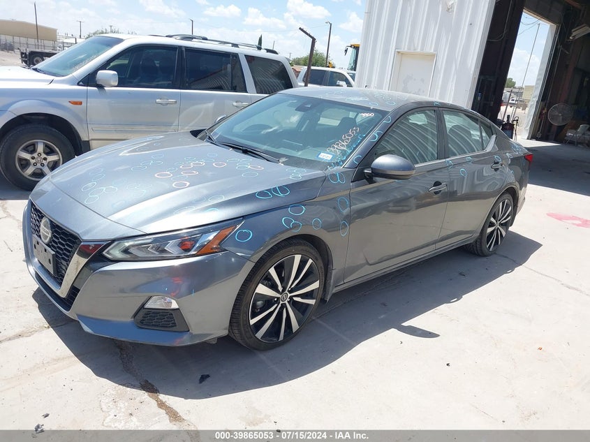 VIN 1N4BL4CV7NN360400 2022 NISSAN ALTIMA SR FWD