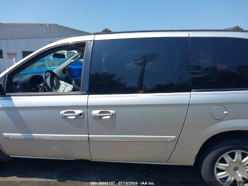 2005 Chrysler Town & Country Touring VIN: 2C4GP54L95R247168 Lot: 39865107