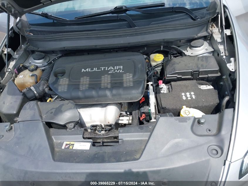 2017 Jeep Cherokee Latitude 4X4 VIN: 1C4PJMCB7HW565838 Lot: 39865229