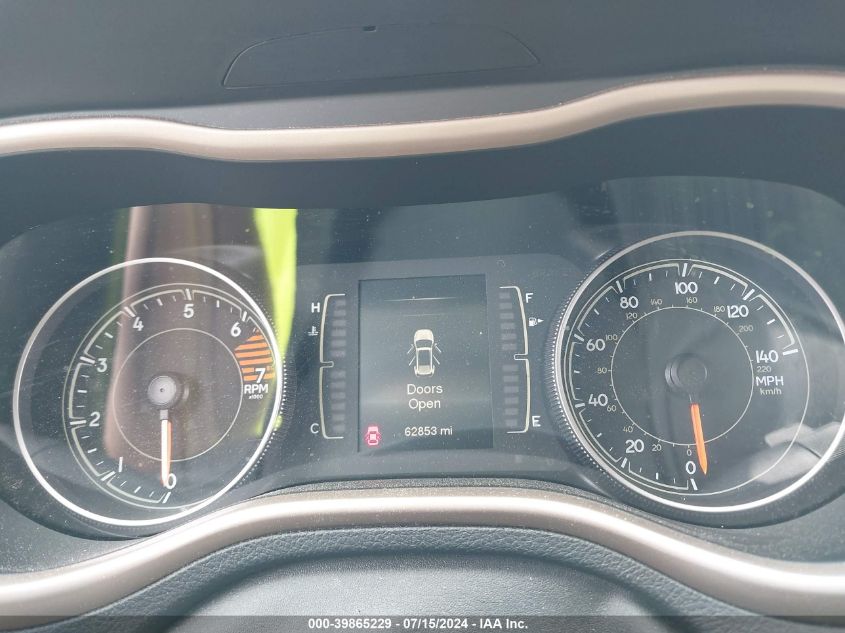 2017 Jeep Cherokee Latitude 4X4 VIN: 1C4PJMCB7HW565838 Lot: 39865229