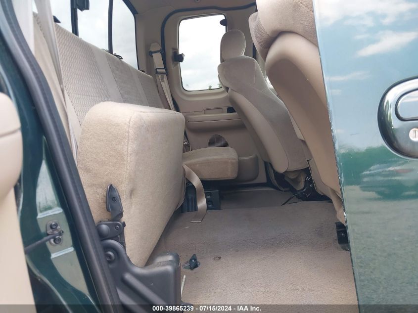 2002 Ford F150 VIN: 1FTX17242NA62362 Lot: 39865239