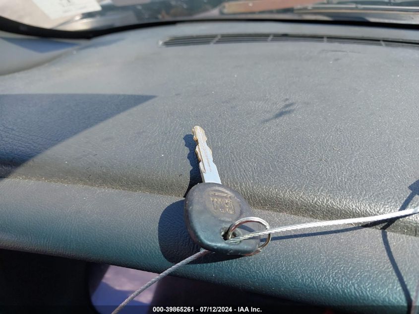 2002 GMC Sierra 1500 Sle VIN: 2GTEC19V421376726 Lot: 39865261