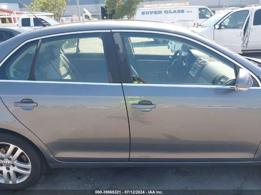 2007 Volkswagen Jetta Wolfsburg Edition VIN: 3VWEF81KX7M179381 Lot: 39865321