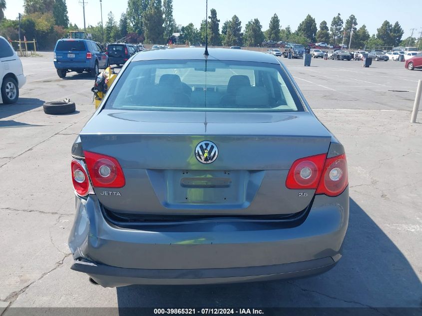 2007 Volkswagen Jetta Wolfsburg Edition VIN: 3VWEF81KX7M179381 Lot: 39865321