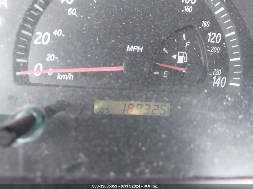 2003 Toyota Camry Le VIN: 4T1BE32K33U694184 Lot: 39865359