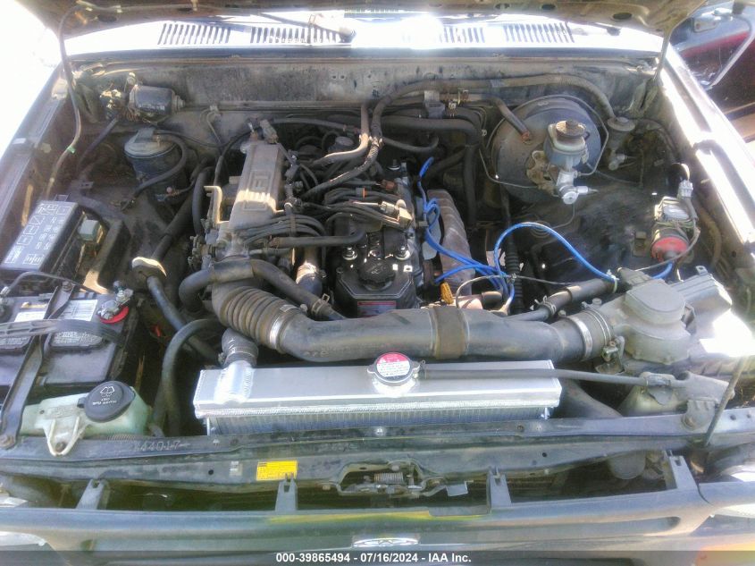 1992 Toyota Pickup 1/2 Ton Short Wheelbase VIN: JT4RN81A1N5138901 Lot: 39865494