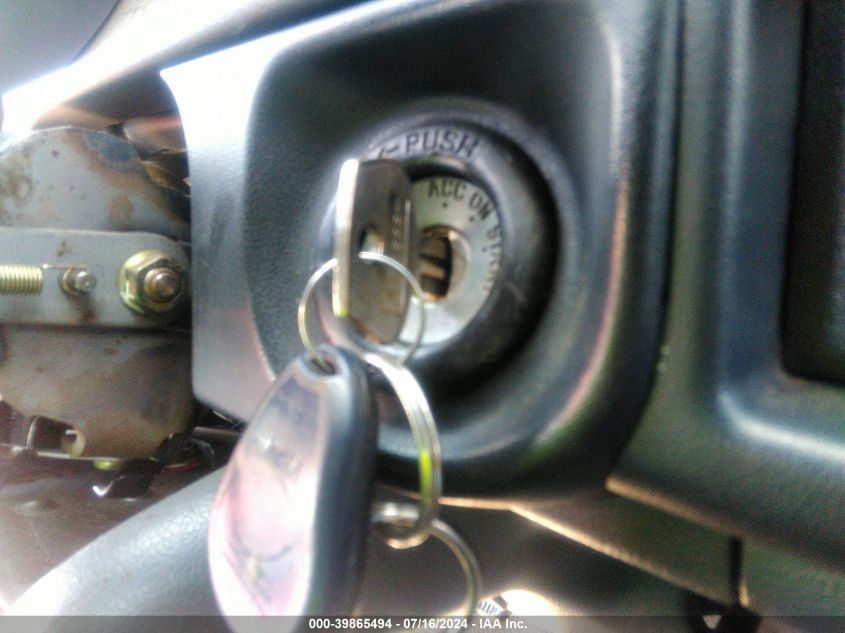 1992 Toyota Pickup 1/2 Ton Short Wheelbase VIN: JT4RN81A1N5138901 Lot: 39865494