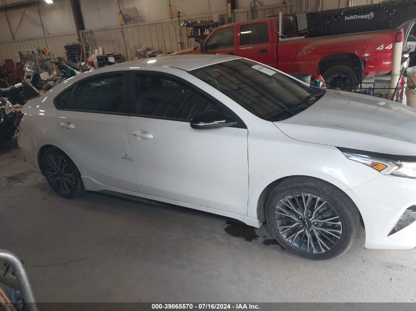 2023 Kia Forte Gt-Line VIN: 3KPF54AD6PE658587 Lot: 39865570