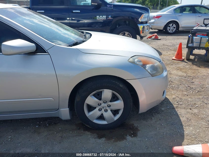 2008 Nissan Altima 2.5 S VIN: 1N4AL21E88N465681 Lot: 39865732
