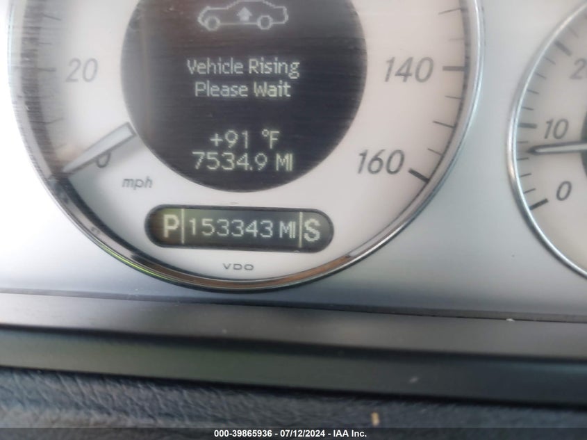 2008 Mercedes-Benz E 550 VIN: WDBUF72X48B248608 Lot: 39865936