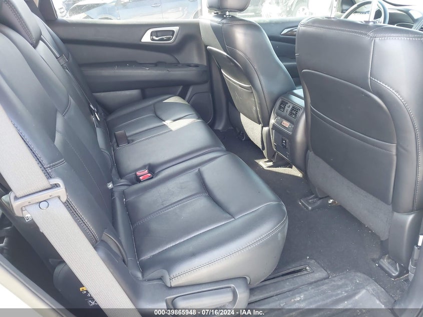 2016 Nissan Pathfinder S/Sv/Sl/Platinum VIN: 5N1AR2MN7GC620683 Lot: 39865948