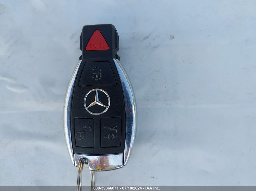 2015 Mercedes-Benz C 300 4Matic VIN: 55SWF4KB7FU035853 Lot: 39866071