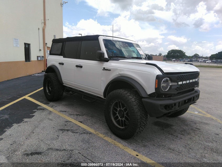 2023 FORD BRONCO  (VIN: 1FMDE5BH6PLA90827)