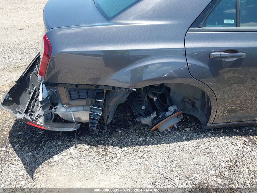 2023 Chrysler 300 300S VIN: 2C3CCABG4PH613799 Lot: 39866091