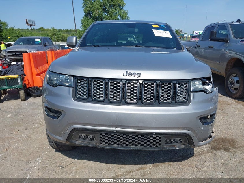 VIN 1C4RJFAG7JC449047 2018 JEEP GRAND CHEROKEE ALTITUDE 4X4