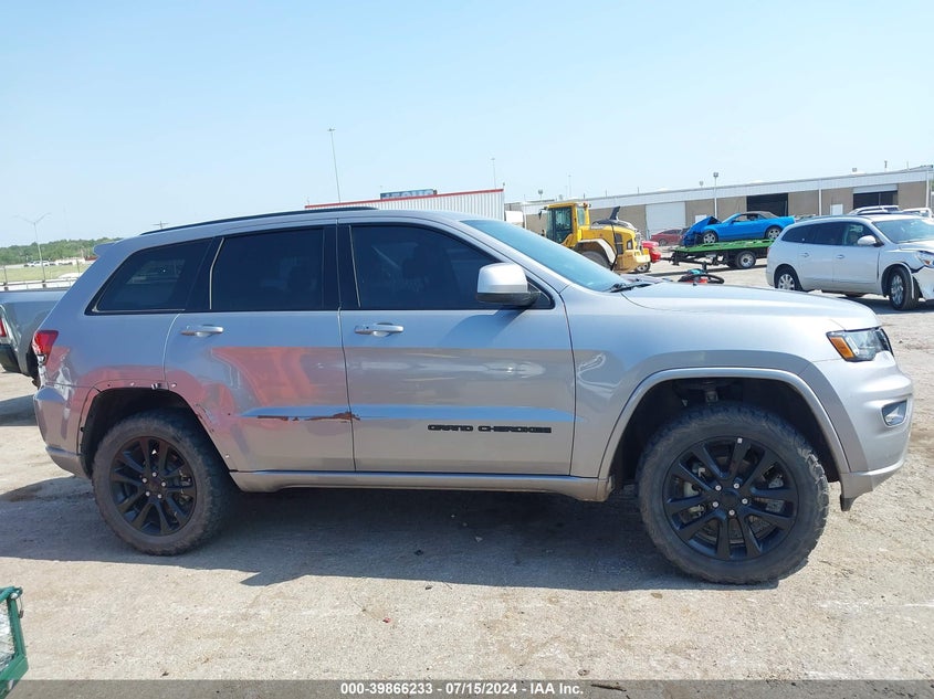 VIN 1C4RJFAG7JC449047 2018 JEEP GRAND CHEROKEE ALTITUDE 4X4