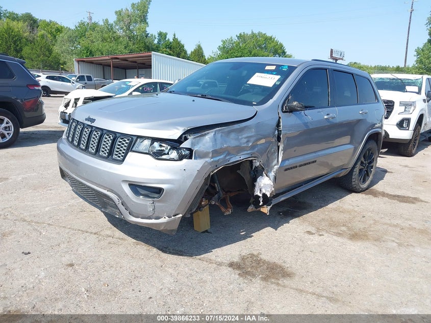VIN 1C4RJFAG7JC449047 2018 JEEP GRAND CHEROKEE ALTITUDE 4X4
