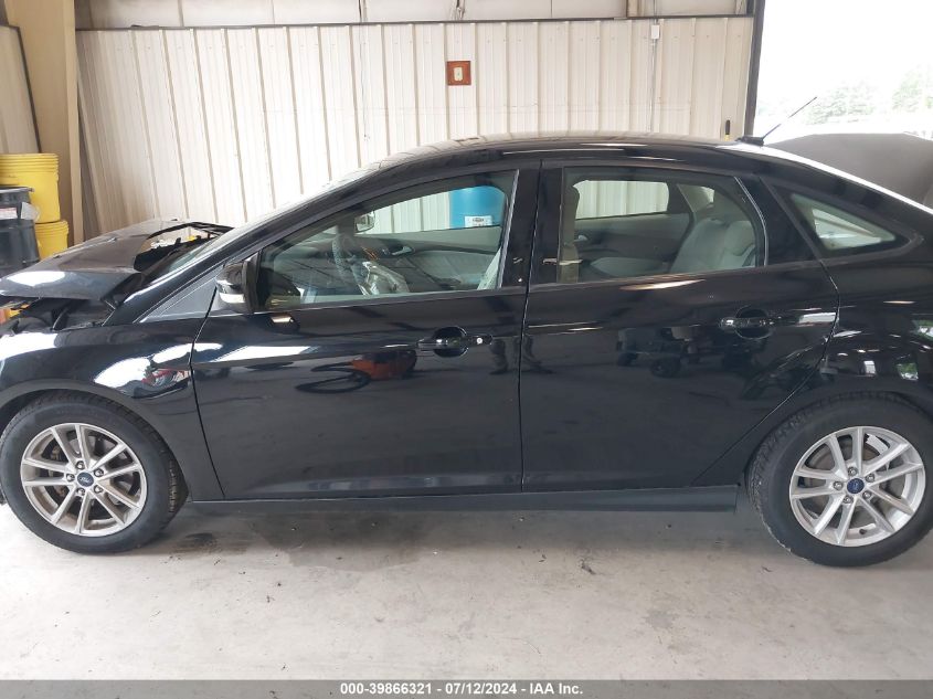 1FADP3F28HL231235 2017 Ford Focus Se