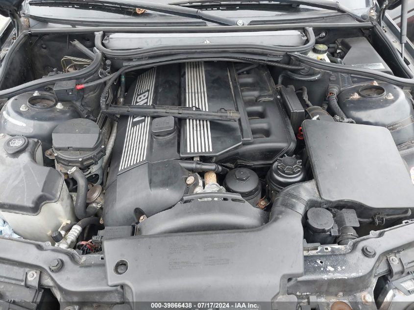 2004 BMW 325Xi Xi VIN: WBAEU33494PR13635 Lot: 39866438