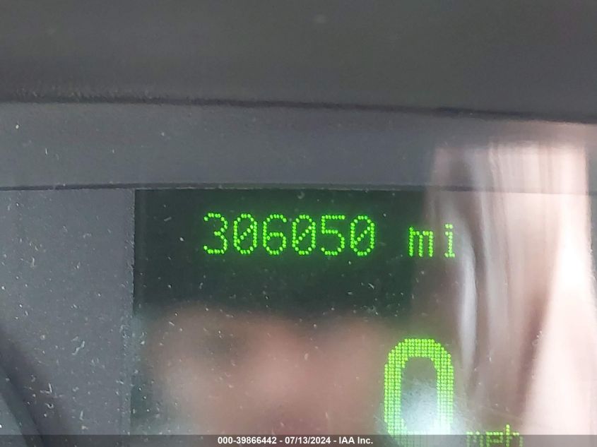 2008 Ford Crown Victoria Lx VIN: 2FAFP74VX8X121285 Lot: 39866442