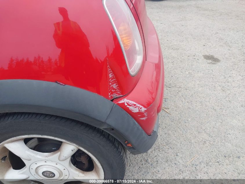 2004 Mini Cooper VIN: WMWRC33454TJ59208 Lot: 39866578