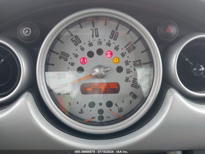 2004 Mini Cooper VIN: WMWRC33454TJ59208 Lot: 39866578