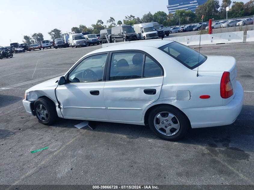 2002 Hyundai Accent Gl VIN: KMHCG45C02U332028 Lot: 39866728