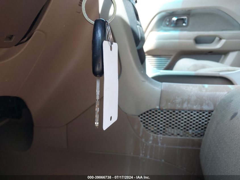 2007 Honda Pilot Lx VIN: 5FNYF18157B010670 Lot: 39866738