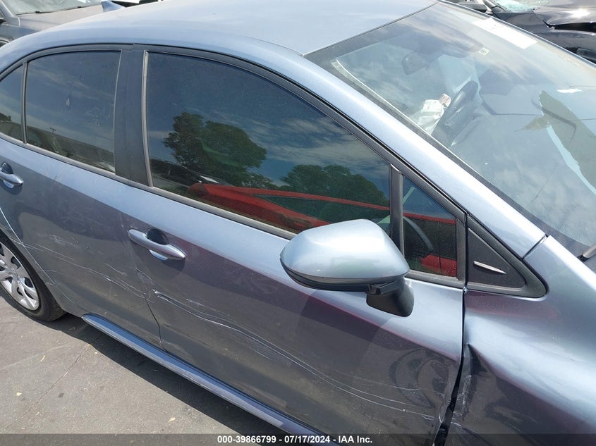 JTDEPMAEXN3028879 2022 Toyota Corolla Le