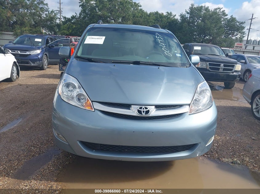 2007 Toyota Sienna Xle Limited VIN: 5TDBK22CX7S004957 Lot: 39866860