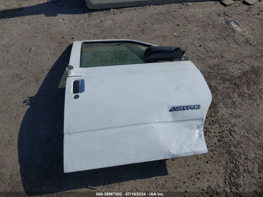 1999 Chevrolet Astro VIN: 1GCDM19W4XB106212 Lot: 39867002