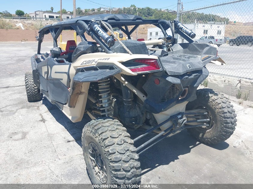 2021 CAN-AM MAVERICK X3 MAX(VIN: 3JBVNAV23MK000700
