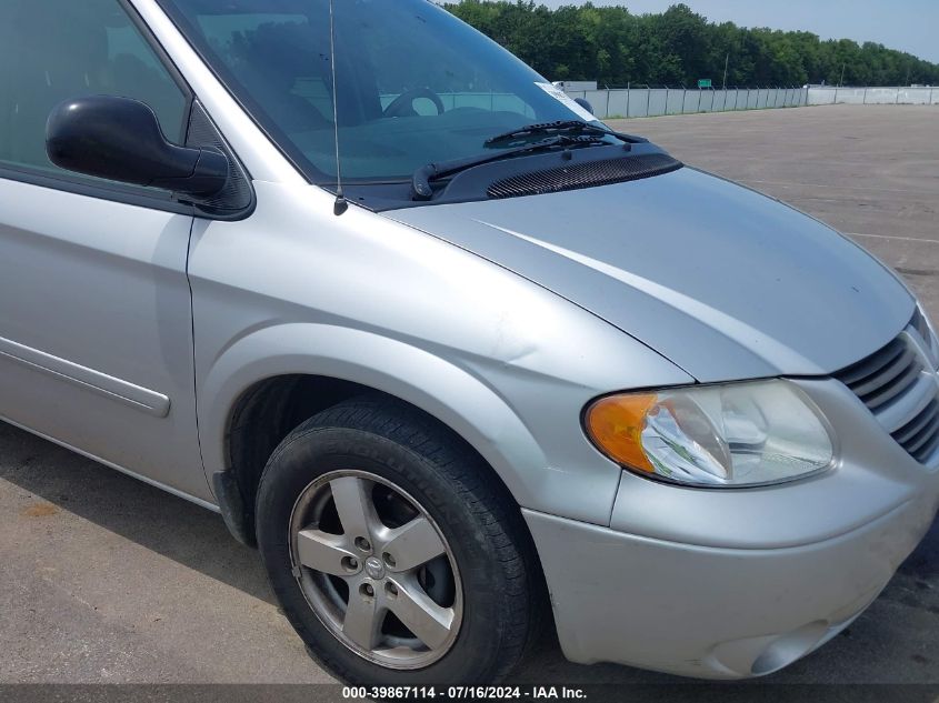 2005 Dodge Grand Caravan Sxt VIN: 2D4GP44L75R118536 Lot: 39867114