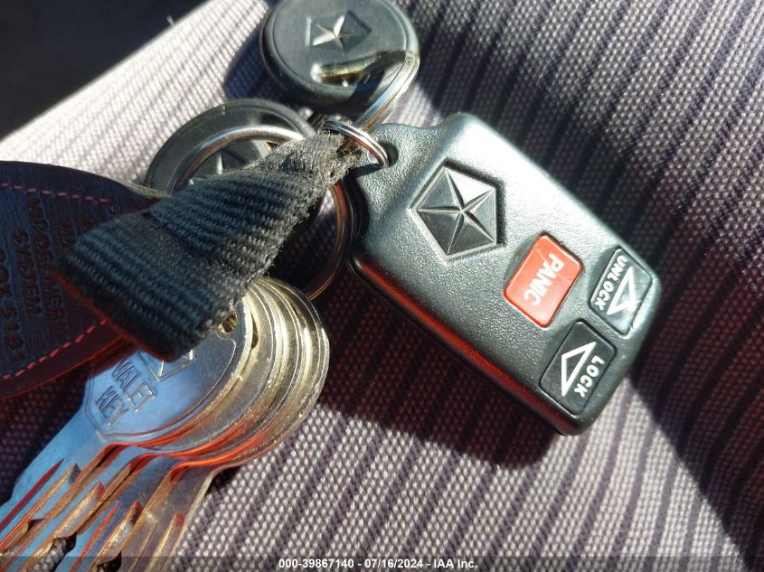 1996 Dodge Grand Caravan Le/Es VIN: 1B4GP54R5TB301319 Lot: 39867140