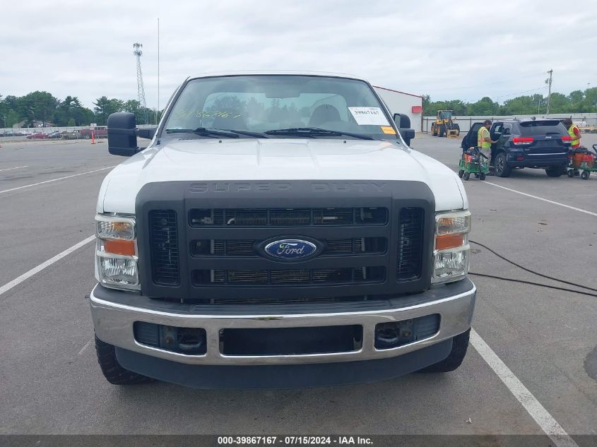 2010 Ford F-250 Xl/Xlt VIN: 1FTNF2B50AEA18625 Lot: 39867167