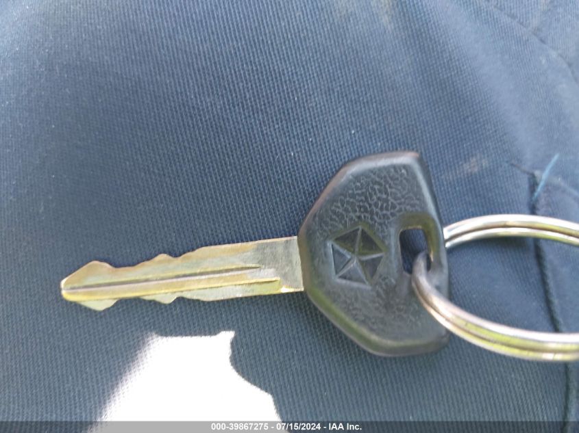 1995 Dodge Ram 1500 VIN: 1B7HC16Y2SS102694 Lot: 39867275