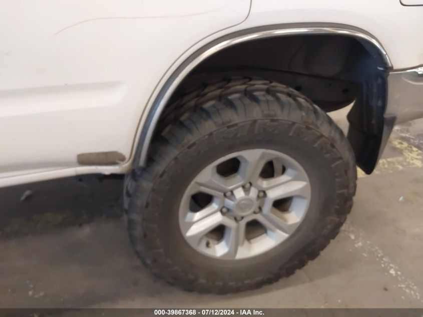 1998 Toyota 4Runner Sr5 V6 VIN: JT3HN86R8W0190717 Lot: 39867368