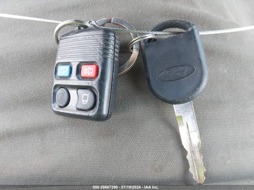 2004 Ford Explorer Nbx/Xlt VIN: 1FMZU73W74UC32707 Lot: 39867390